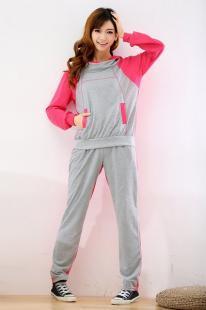 探索世界工廠網 貨到付款、價格實惠、質量可靠的服裝批發平臺